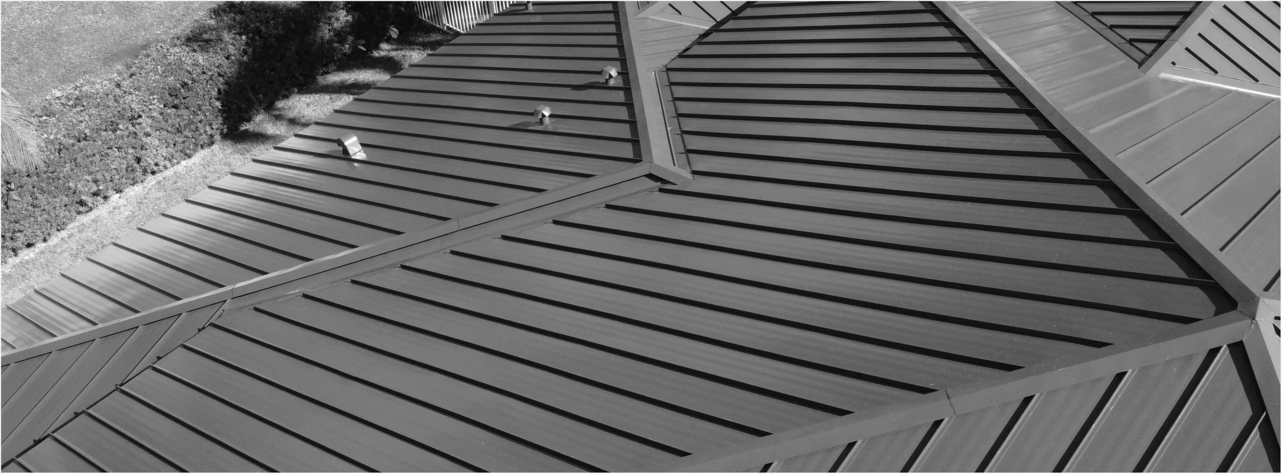 Dark Bronze Standing Seam
