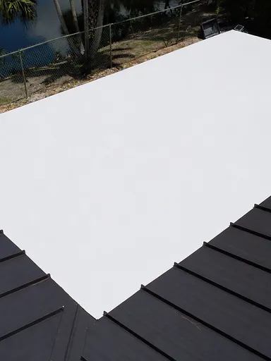 Flat Roof Complex